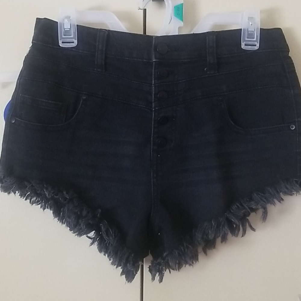 High Rise Shorts - Picture 5 of 5